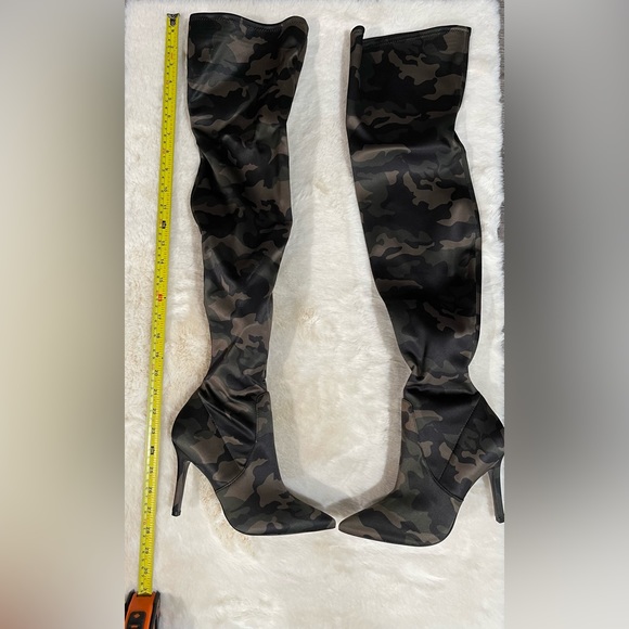 Over-the-knee boot - Stiletto heel - Picture 1 of 4